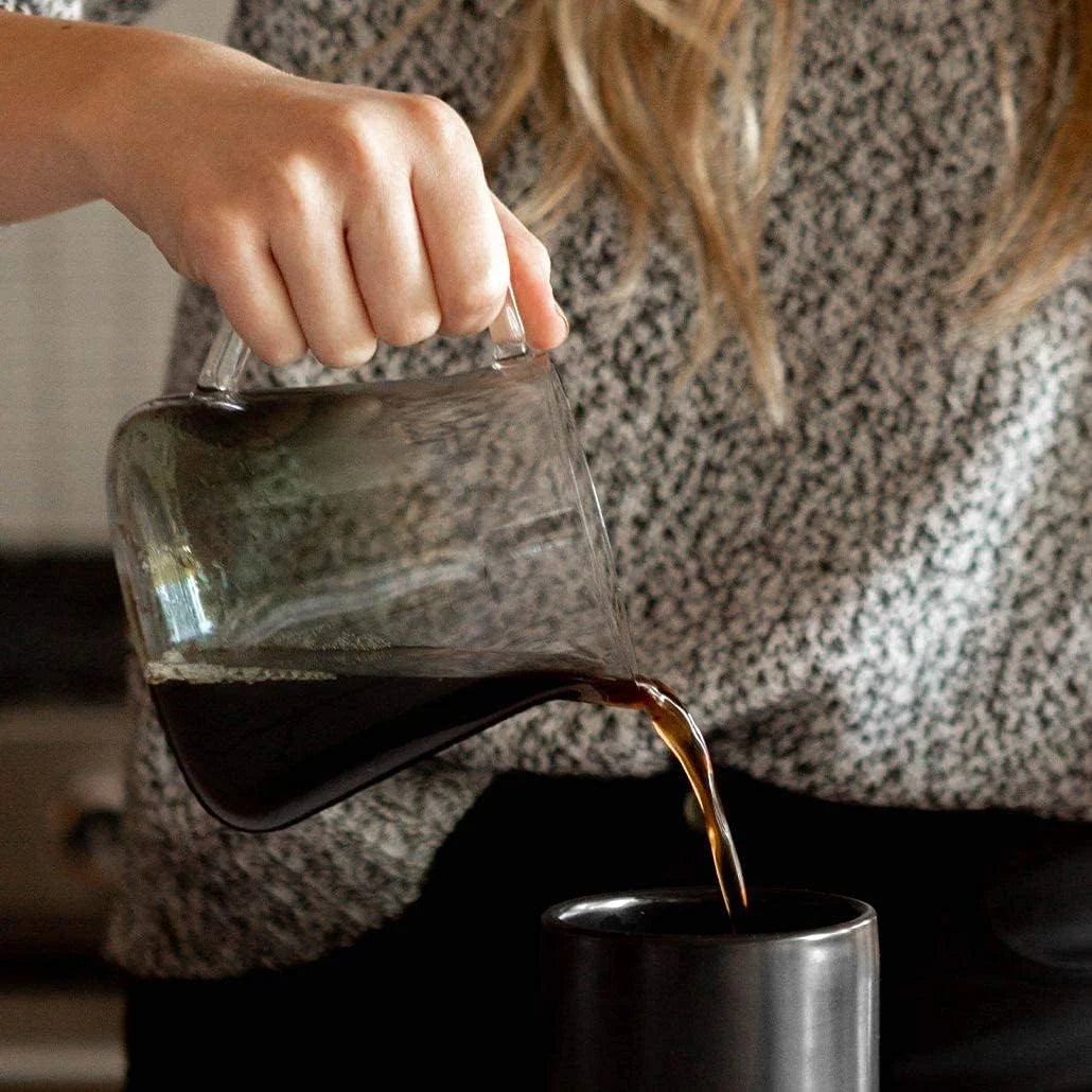 Fellow Mighty Small Glass Carafe - Manual Pour Over Coffee Beaker and Tea Steeper, Borosilicate Glass Decanter, 16.9 oz Smoke Grey Container