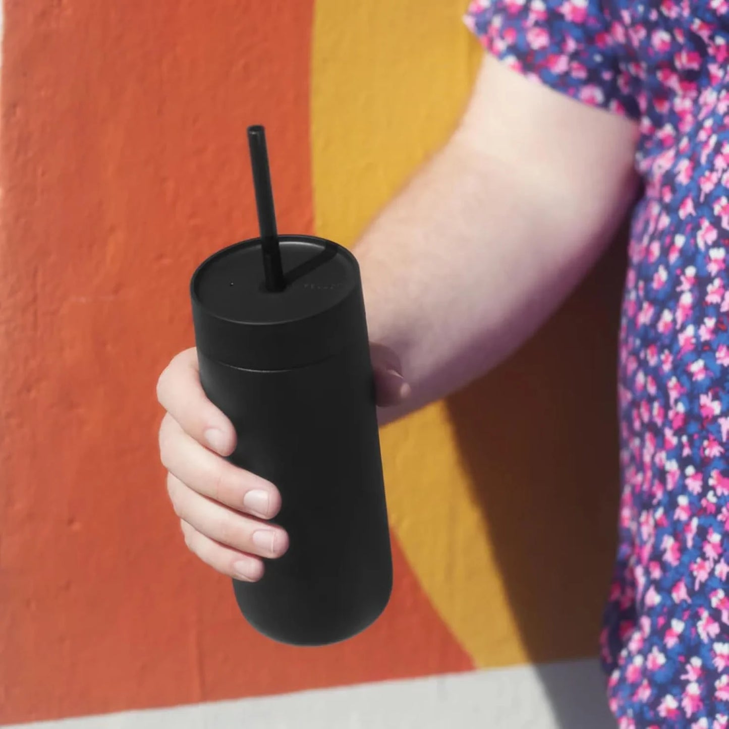 Fellow 20 oz Carter Cold Tumbler – Spill-Resistant Straw Lid, Stainless Steel Vacuum-Insulated Cup with Ceramic Interior and Reusable Straw for Cold Drinks,Fits Cup Holders,Dishwasher Safe,Matte Black